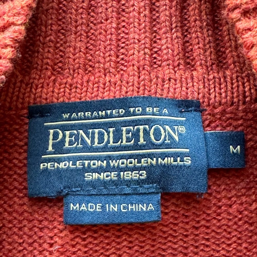 Pendleton Vest Size M - image 3